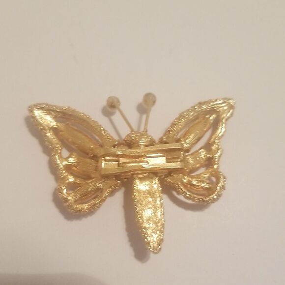 vintage goldtone butterfly broach/pin Estate sale find - Picture 5 of 10